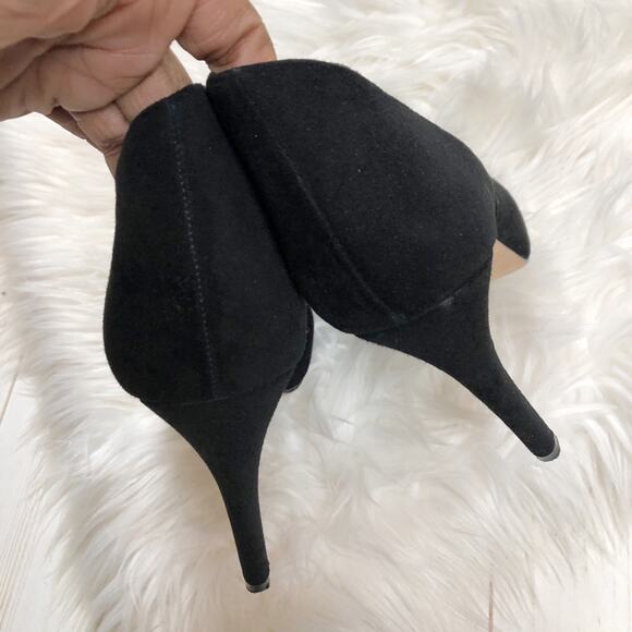 BcbgMaxAzria Women's Black Suede Peeptoe Cutout Ankle Booties - Picture 4 of 5